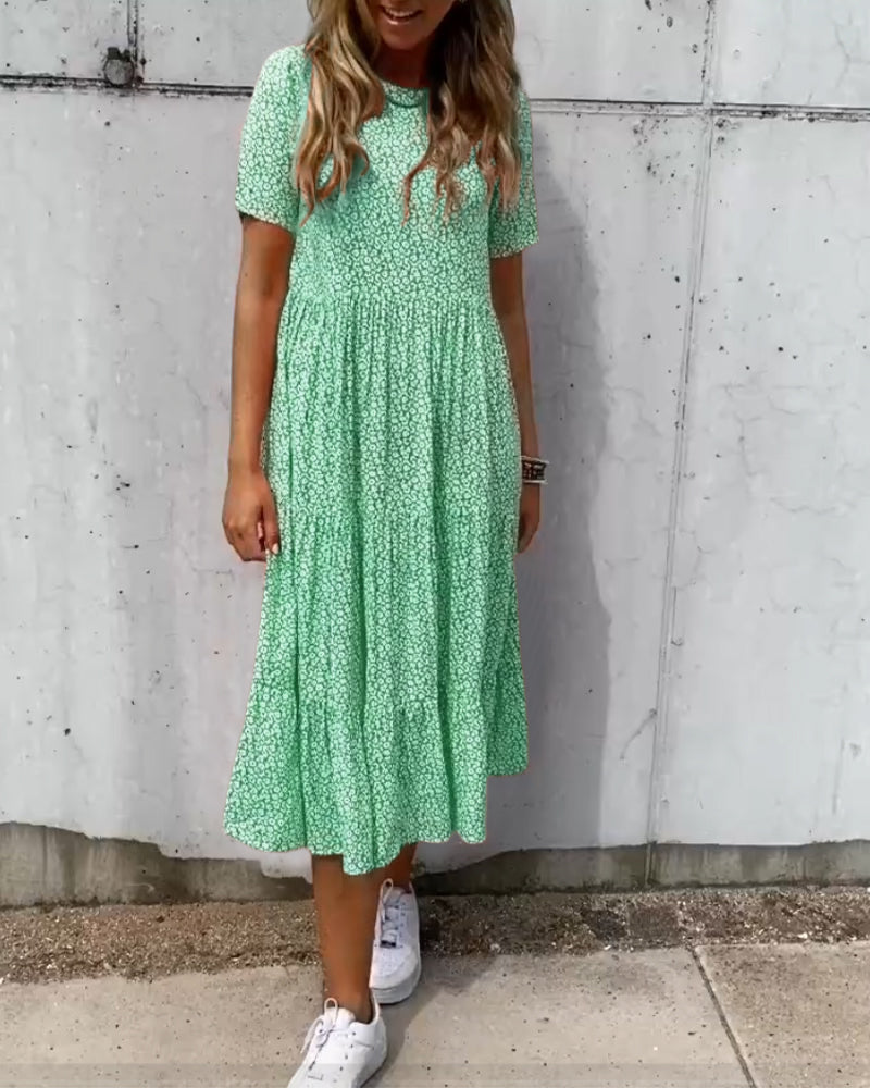 Kurzärmliges Kleid mit Blumendruck