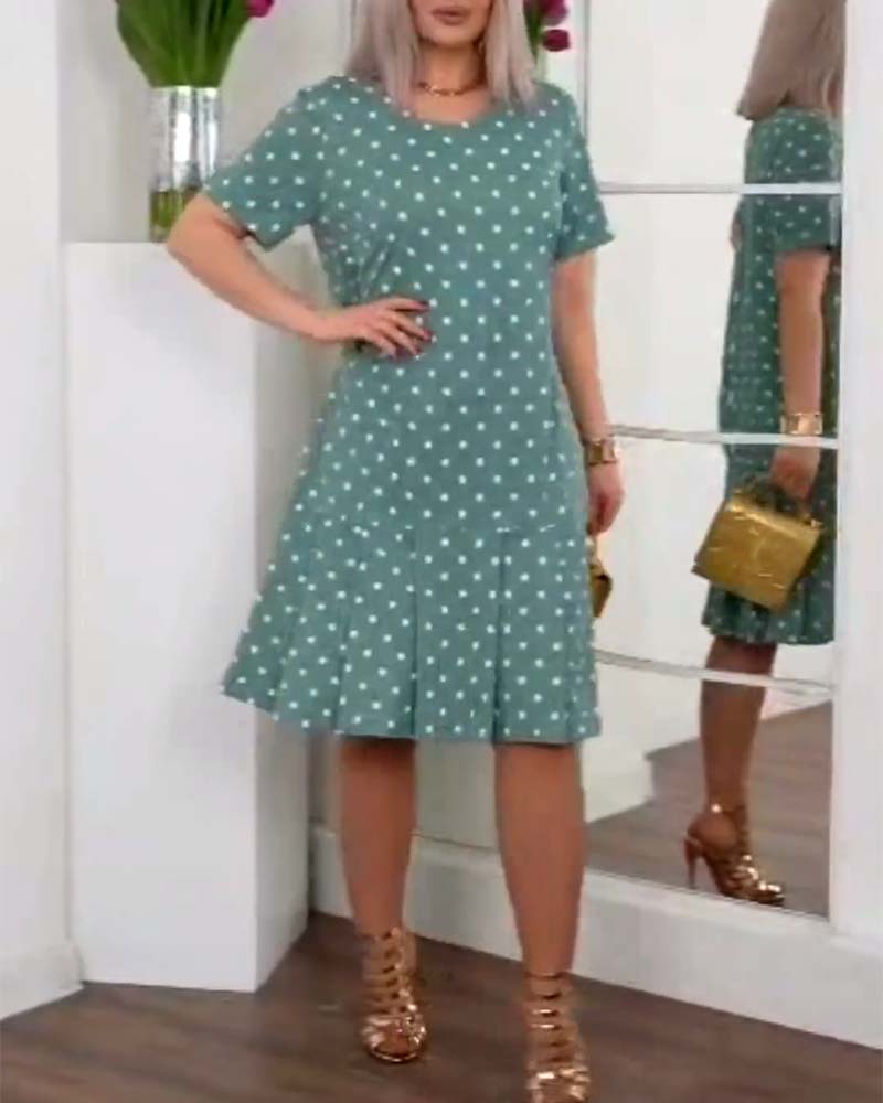 Kurzärmliges Freizeitkleid mit Polka-Dot-Print