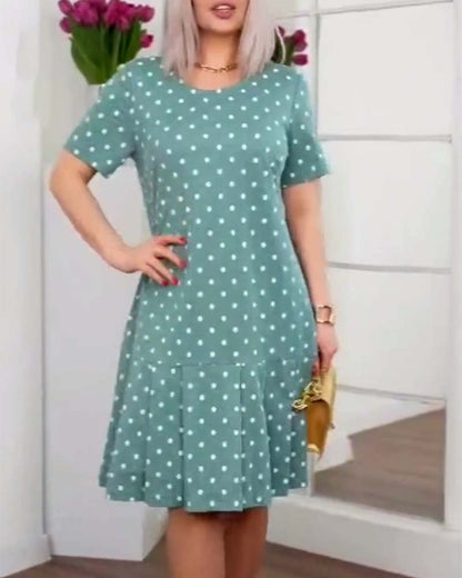 Kurzärmliges Freizeitkleid mit Polka-Dot-Print