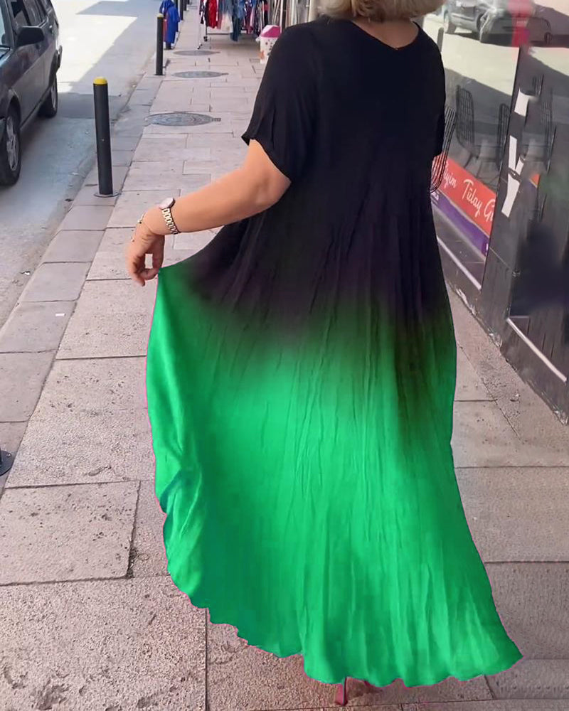 Lässiges, plissiertes Ombre-Kleid