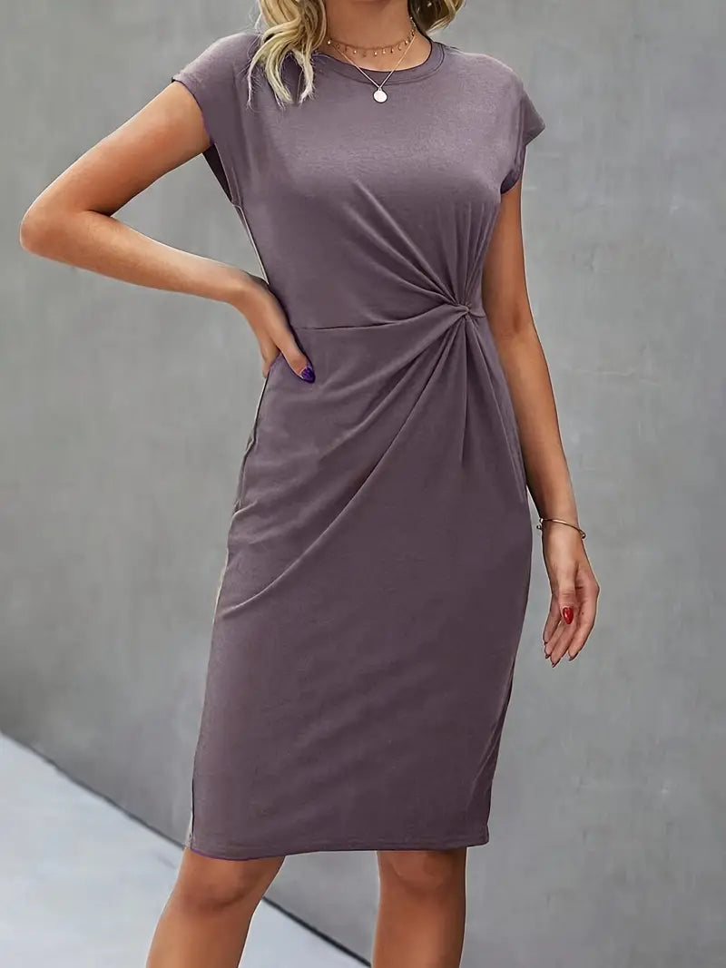 Romy – elegantes, figurbetontes kleid